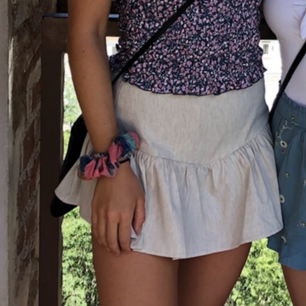 Zara mini skort size XS